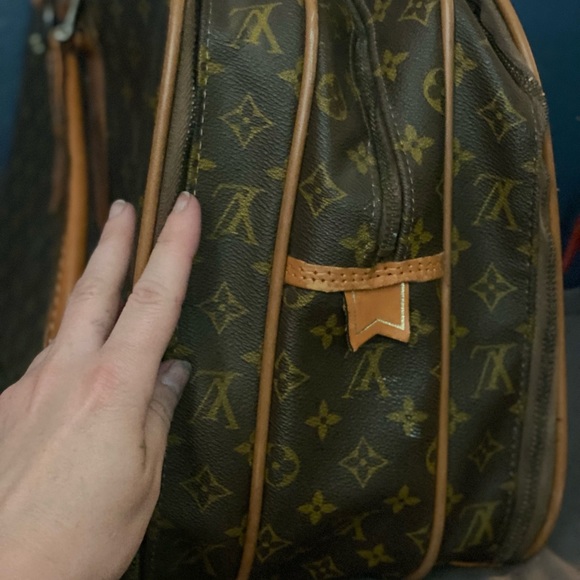 Authentic Louis Vuitton Vintage luggage bag. - Picture 9 of 15